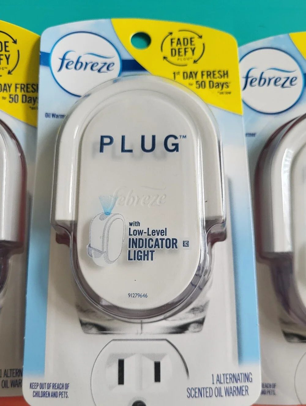 Febreze pack white